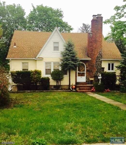Sold 608 N Midland Ave, Saddle Brook, NJ 07663 4 Beds / 2 Full Baths
