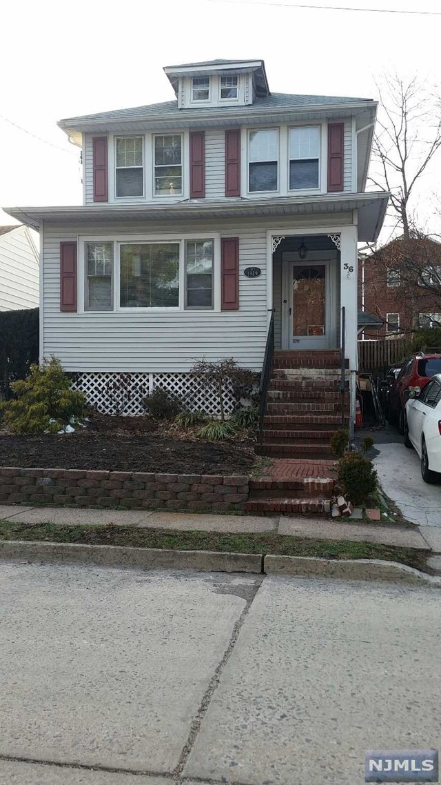 Sold 36 Luke Avenue, Bergenfield, NJ 07621 3 Beds / 1 Full Bath