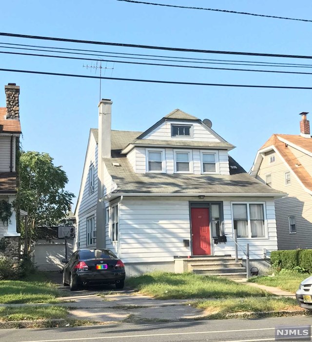 Sold 327 Haledon Avenue, Haledon, NJ 07508 5 Beds / 2 Full Baths