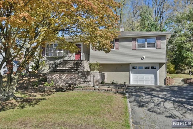 For Sale 21 Siek Road Butler Borough Nj 3 Beds 1 Full Bath 1 Half Bath 0